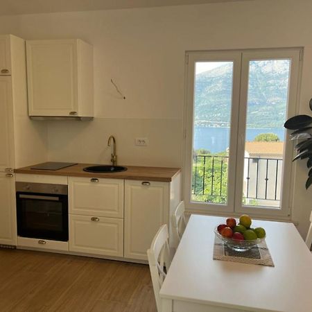 Apartments Laura Đảo Korčula Ngoại thất bức ảnh