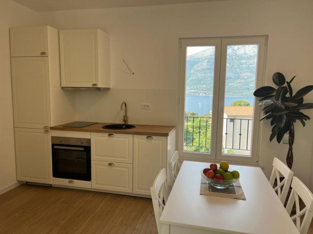 Apartments Laura Đảo Korčula Ngoại thất bức ảnh