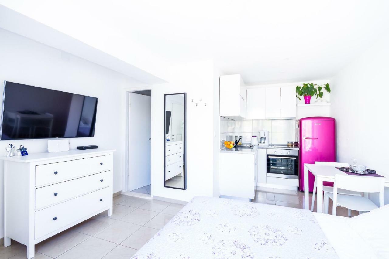 Apartments Laura Đảo Korčula Ngoại thất bức ảnh