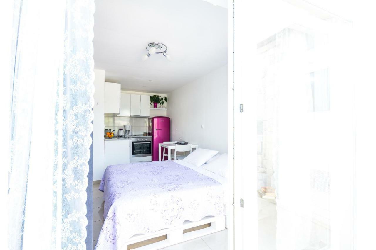 Apartments Laura Đảo Korčula Ngoại thất bức ảnh